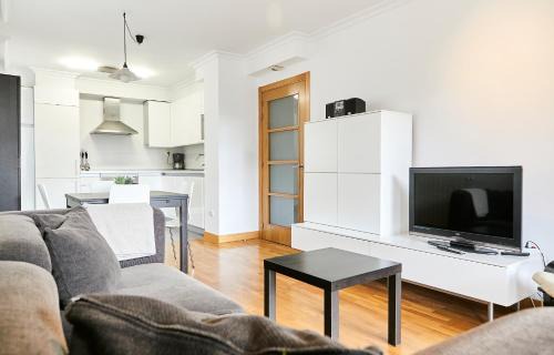 San Sebastian Apartment | Urumea 4 - Apartamento con parking