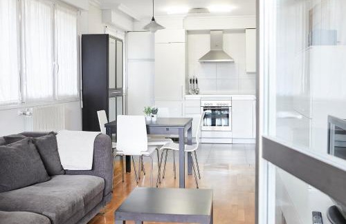 San Sebastian Apartment | Urumea 4 - Apartamento con parking