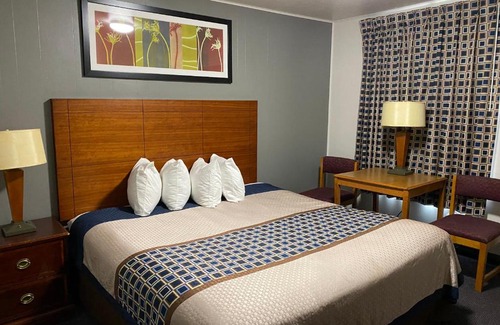 Mount Vernon Hotel | Usa Inn