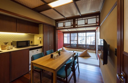 Higashiyama Higashi Chaya District House | Utaimachi