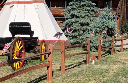 South Fork House | Ute Bluff Lodge, Cabins and RV park