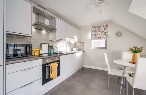 Belfast City Centre Apartment | Utility Street - 1-bed Apt + Parking