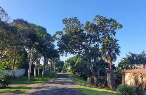 Uvongo House | Uvongo Coastal Comfort