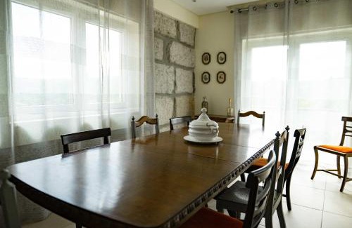 Seia House | Vó Laide