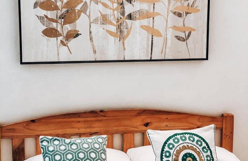 Dasmarinas Hotel | V Resort Dasma