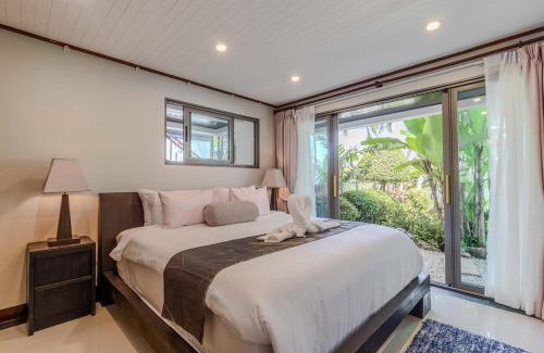 Rawai Villa | V238 Villa 6BR Lakefront Jacuzzi Sauna & Gym, Near Beach