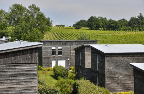 Montreal Apartment | Vacancéole - Domaine de Saint Orens