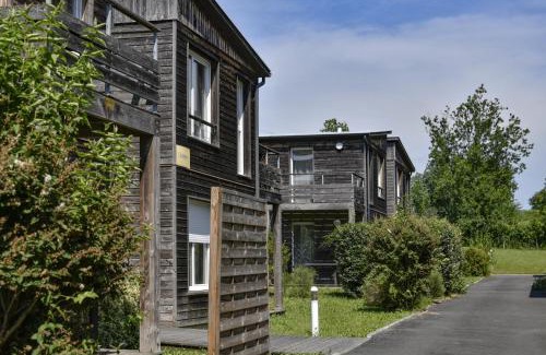Montreal Apartment | Vacancéole - Domaine de Saint Orens