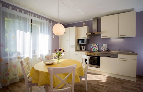 Nonnweiler Apartment | Vacation apartment Flieder - Holiday apartments at the Austwies
