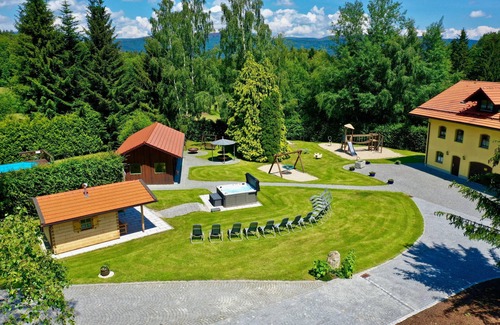 St. Oswald House | Vacation home for 40 guests with 625m² in Sankt Oswald-Riedlhütte (264618)