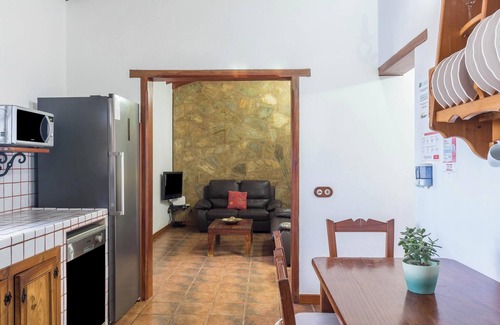 La Aldea de San Nicolas House | Vacation Home 'Casa Costera Playa de Tasarte' with Sea View, Terrace & Wi-Fi