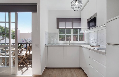 Puerto del Rosario Apartment | Vacation Apartment 'Apartamento Puerto Playa' with Balcony