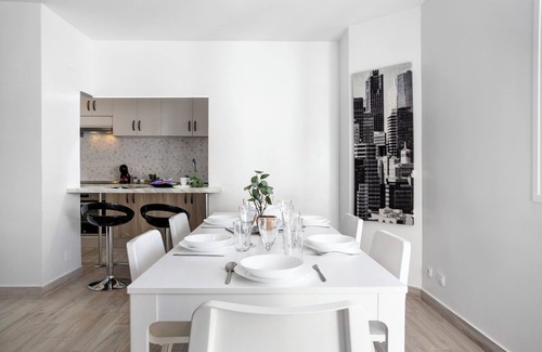 Puerto del Rosario Apartment | Vacation Apartment 'Casa Alubsan' with Private Terrace, Balcony and Wi-Fi