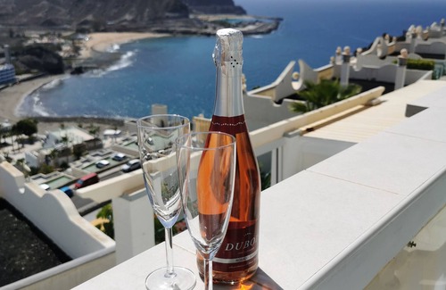 Mogan Apartment | VACATION APARTMENT WITH A HEAVENLY VIEW