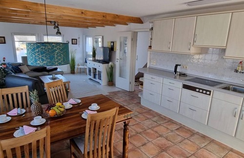 Harlesiel Apartment | Vacation apartment Am Yachthafen 100 upper floor - Holiday apartment Am Yachthafen 100