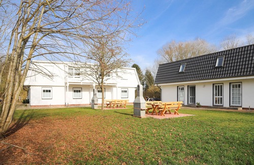 Putbus Apartment | Vacation apartment/apartment for 5 guests with 53m² in Putbus (296888)