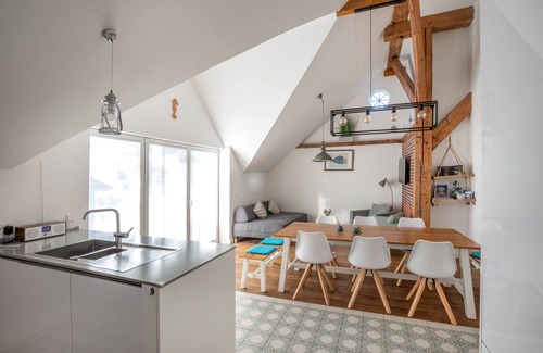 Esens Apartment | Vacation apartment/apartment for 8 guests with 110m² in Esens (269028)