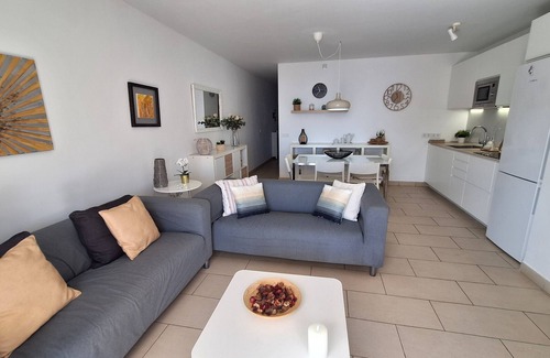 Poris de Abona Apartment | Vacation Apartment Arenas del Porís with Sea View and Shared Pool