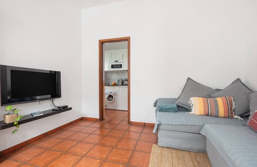 Garachico Apartment | Vacation Apartment 'Casa Hilaria' with Shared Terrace and Wi-Fi