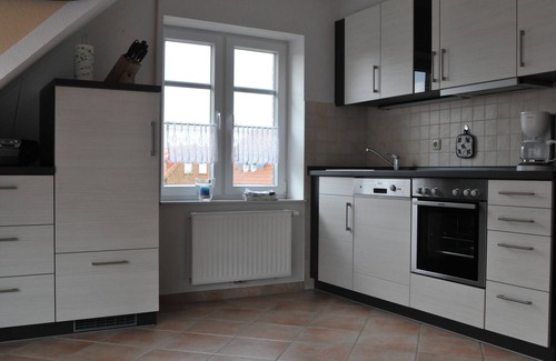 Norddeich Apartment | Vacation apartment close to the beach for up to 4 people, 2 bedrooms Wlan on the upper floor