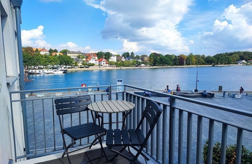 Eckernfoerde Apartment | Vacation apartment/apartment for 4 guests with 78m² in Eckernförde (122006)