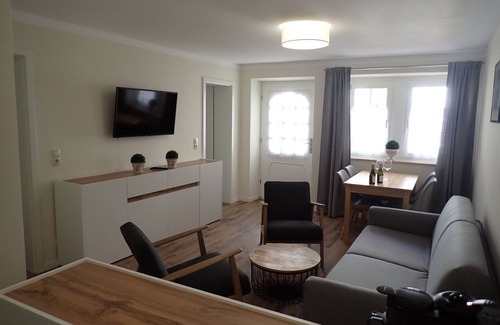 Grosskarlbach Apartment | Vacation apartment "Burgweg" in the old winery