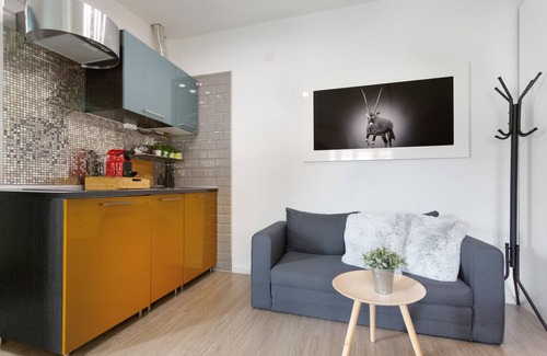 San Cristobal de La Laguna Apartment | Vacation Apartment 'Estudio Universidad En La Laguna' with Terrace, Shared Garden and Wi-Fi