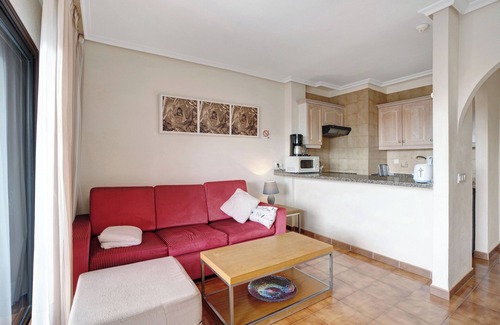 San Miguel de Abona Apartment | Vacation Apartment "Precioso En Golf De Sur" with Shared Pool,Private Terrace & Wi-Fi