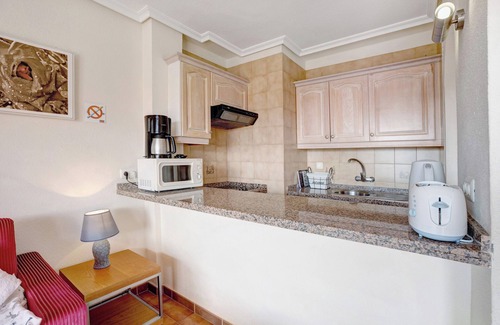 San Miguel de Abona Apartment | Vacation Apartment "Precioso En Golf De Sur" with Shared Pool,Private Terrace & Wi-Fi