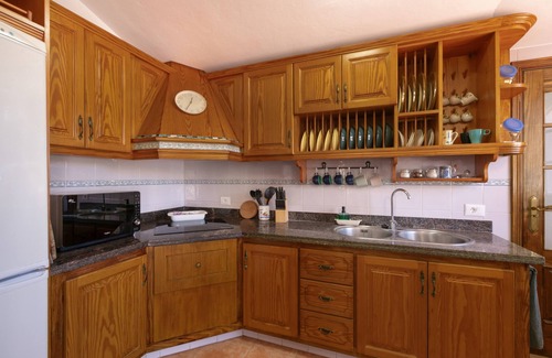 La Sabinita Apartment | Vacation Apartment 'Casa Abona' with Sea View, Private Terrace and Wi-Fi