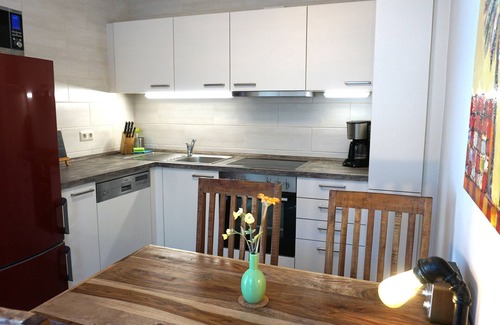 Bad Honnef Condo | Vacation apartment for 1 - 3 persons, own garden terrace, own parking lot Wi-Fi