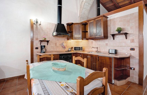 Las Galletas Apartment | Vacation Apartment 'Finca La Bonita Ap M2' with Shared Pool, Shared Terrace and Wi-Fi