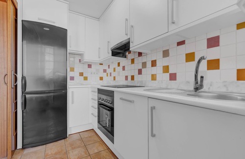 Morro Jable Apartment | Vacation Apartment 'Precioso Triple En Jandía Beach' with Sea View, Shared Pool and Wi-Fi