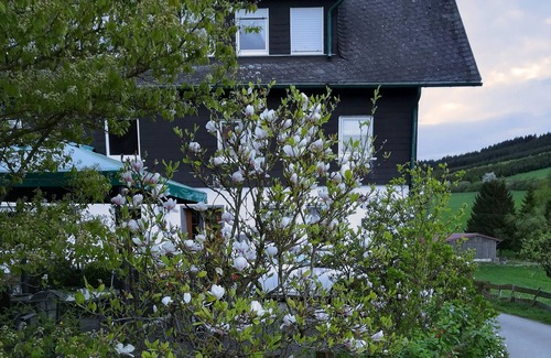 Lennestadt Apartment | Vacation apartment Schwalbennest
