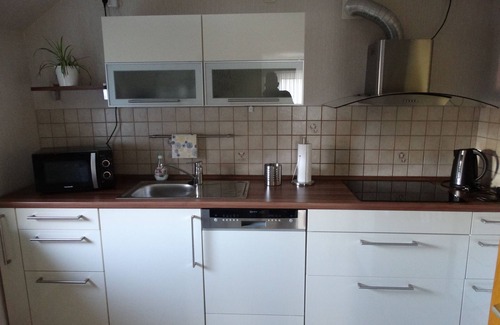 Sandershausen Apartment | Vacation apartment with balcony