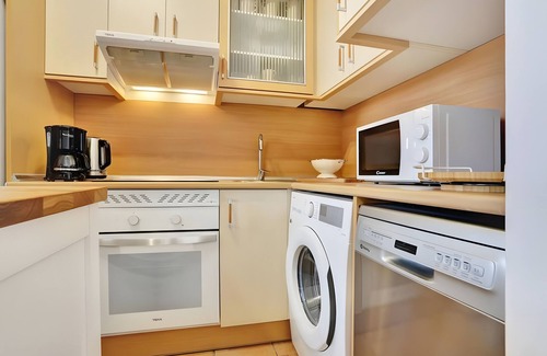 La Oliva Apartment | Vacation 'Bonita Lajares 3' with Shared Pool, Private Terrace and Wi-Fi