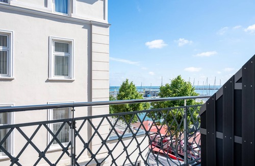 Warnemuende Apartment | Vacation directly on the historic Alter Strom