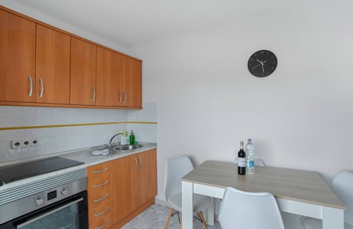 Moya Apartment | Vacation 'El Granero' with Shared Terrace, Shared Garden and Wi-Fi
