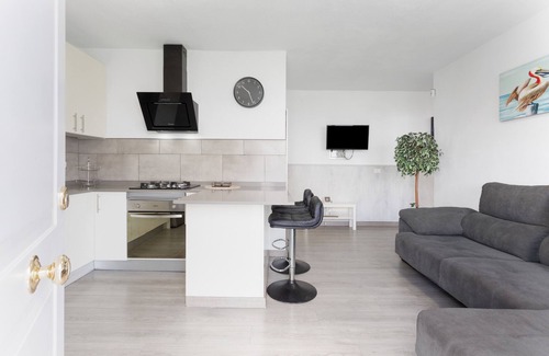 La Matanza de Acentejo House | Vacation Home 'Villa Candelaria' with Sea View, Private Terrace and Wi-Fi