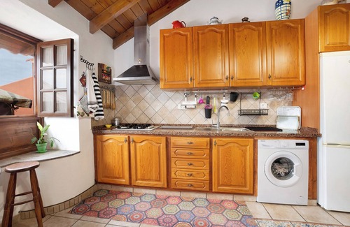 San Juan de la Rambla House | Vacation Home "Finca Los Angeles" with Sea View, Private Terraces & Wi-Fi