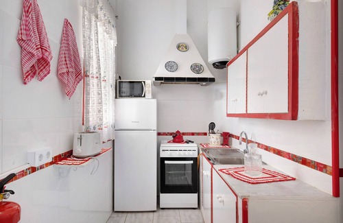 Santa Cruz de la Palma Apartment | Vacation Home 'Casa Clásica Santa Cruz De La Palma' with Sea View & Wi-Fi