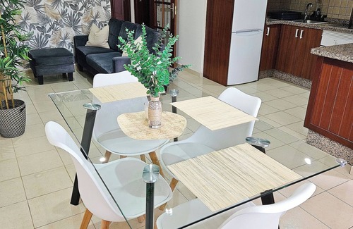 San Miguel de Abona Apartment | Vacation Apartment 'Villa-sur Relax' with Wi-Fi