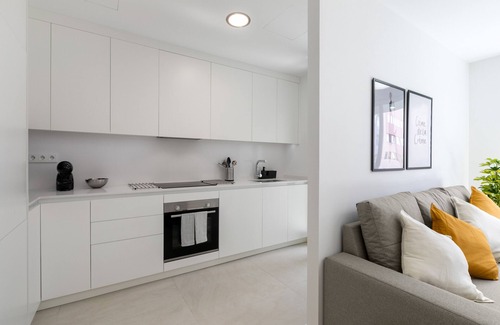 Santa Cruz de Tenerife Apartment | Vacation Apartment 'Eleven 4' with Wi-Fi and Air Conditioning