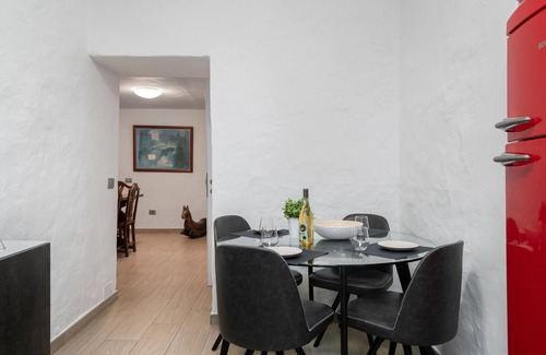 Mozaga Apartment | Vacation 'Finca El Moral In Mozaga' with Mountain View, Private Terrace and Wi-Fi