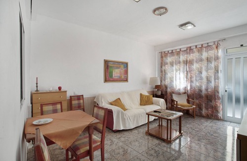 Castillo del Romeral House | Vacation Home 'Casa De Jordan'