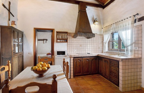 Las Casas House | Vacation Home "Casa Rural La Jarita" with Mountain View & Private Terrace