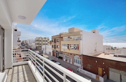 Puerto del Rosario House | Vacation Home 'Mela' with Balcony and Wi-Fi