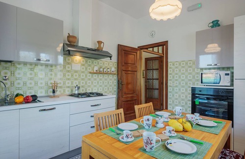 Marina di Pietrasanta House | Vacation home Mauro by Interhome