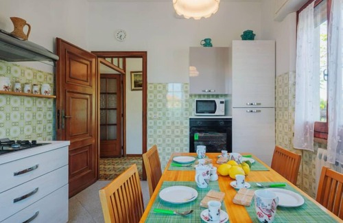Marina di Pietrasanta House | Vacation home Mauro by Interhome