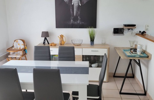 Plouguerneau House | Vacation home 300m from Grève Blanche beach